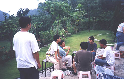 99bbssm3.jpg (48539 bytes)