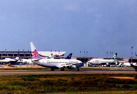 ci7386.JPG (43406 bytes)